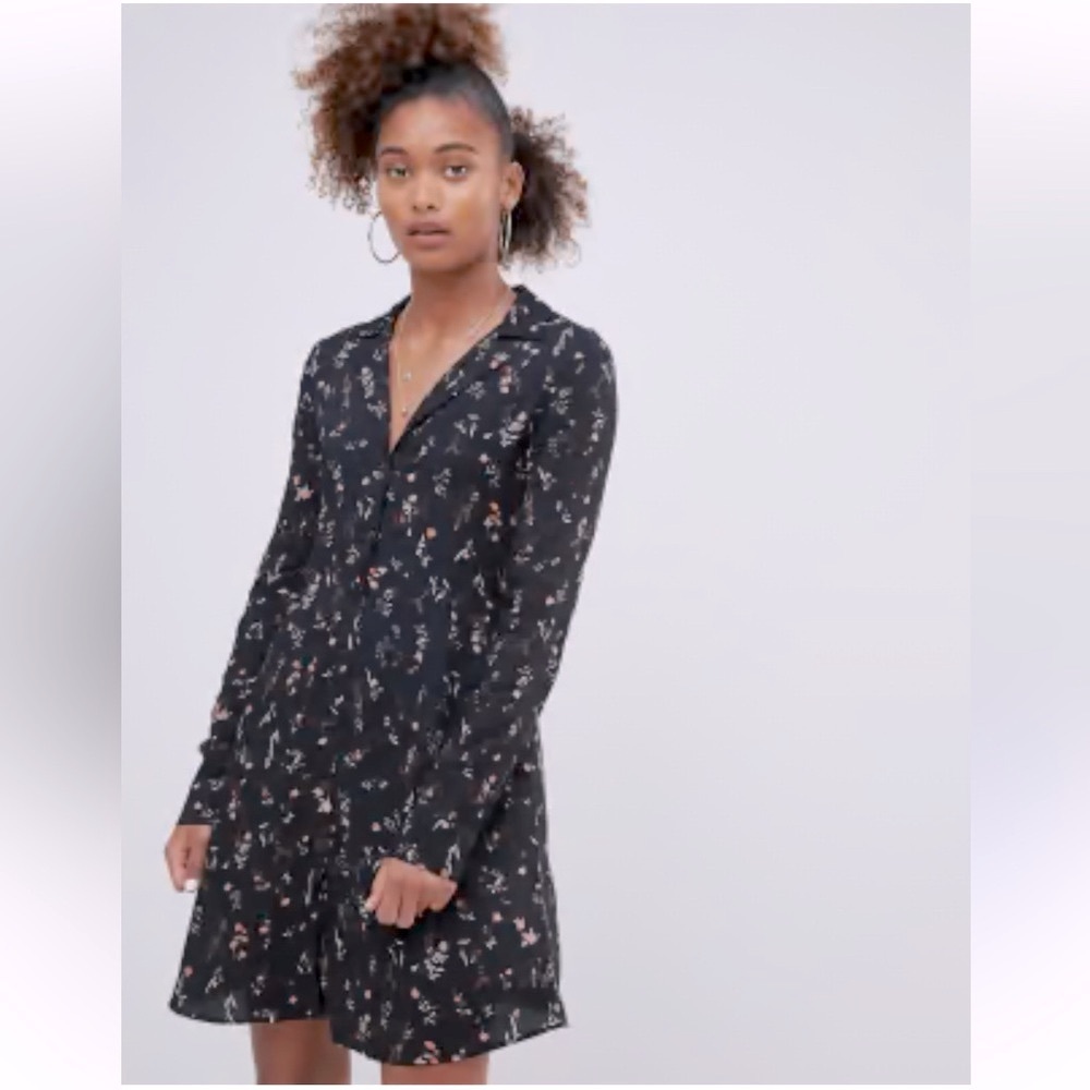 Pull&Bear Ditsy Floral Long Sleeve Button Down Dress: Eligible $3/25 Bundle!